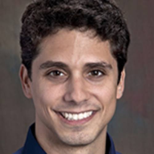 Peter Harri headshot